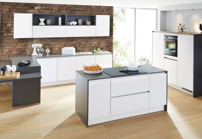 Küche in griffloser Optik